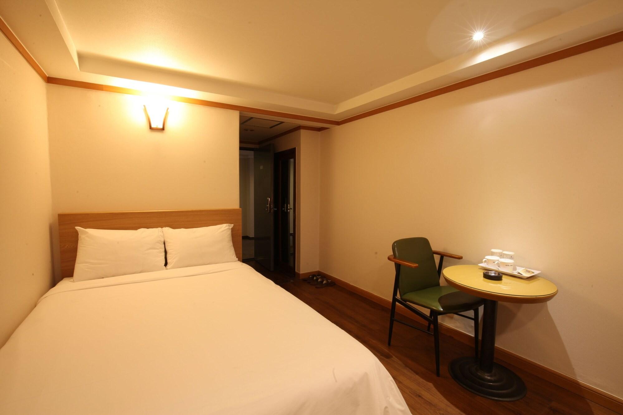 Angel Hotel Busan Bagian luar foto
