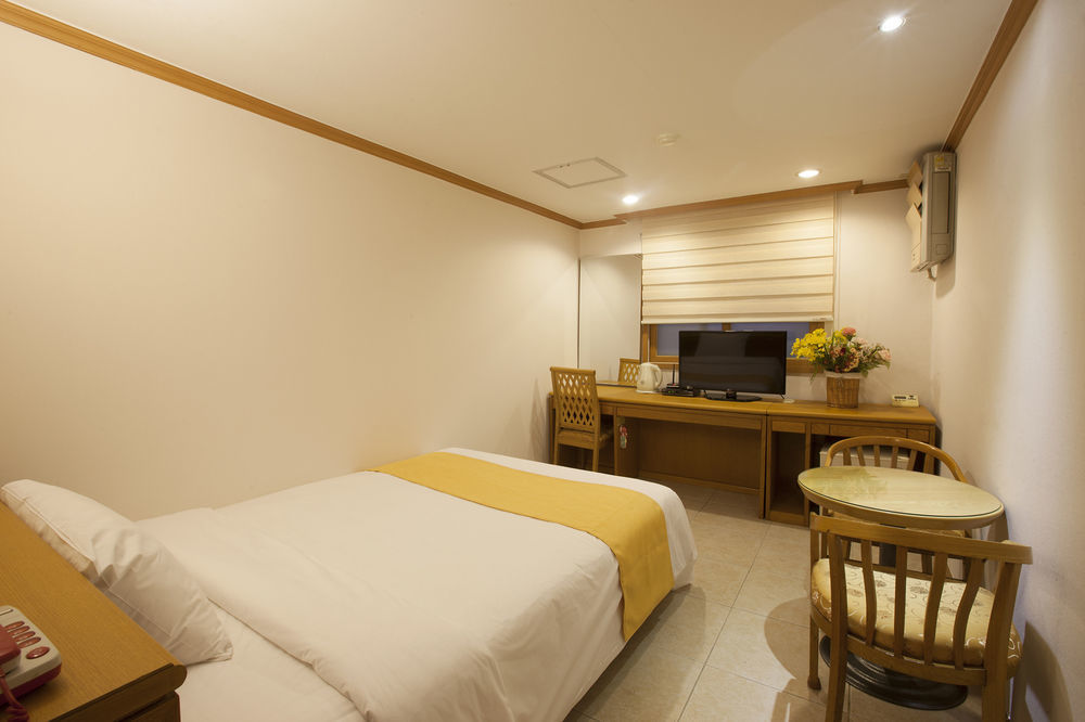 Angel Hotel Busan Bagian luar foto